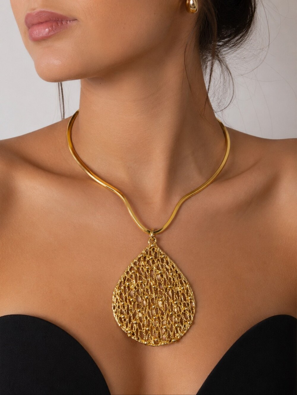 Vintage Gold Filigree Statement Necklace Choker Bib Pendant